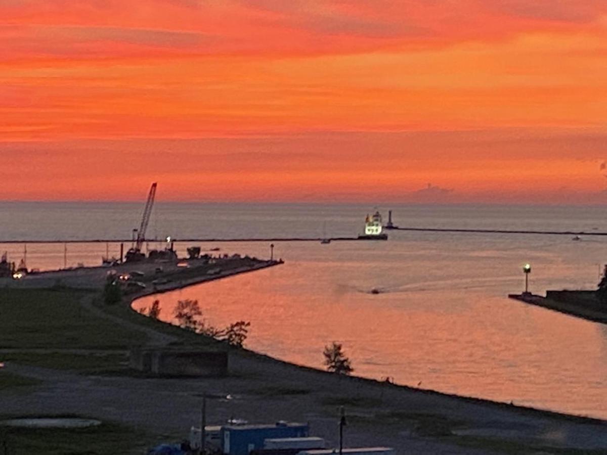 Ariel Broadway 4* Lorain