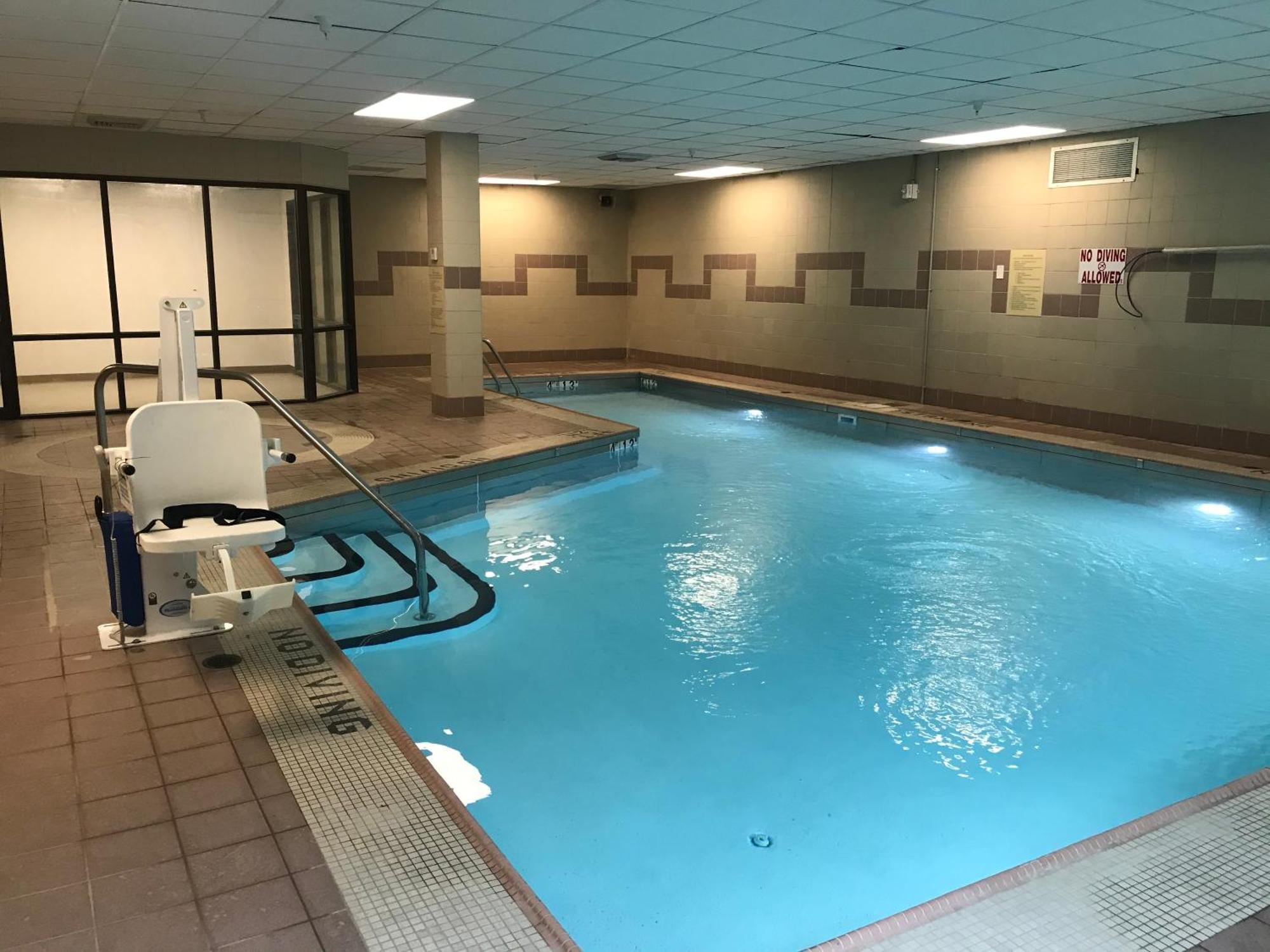 Ariel Broadway Hotel 4*